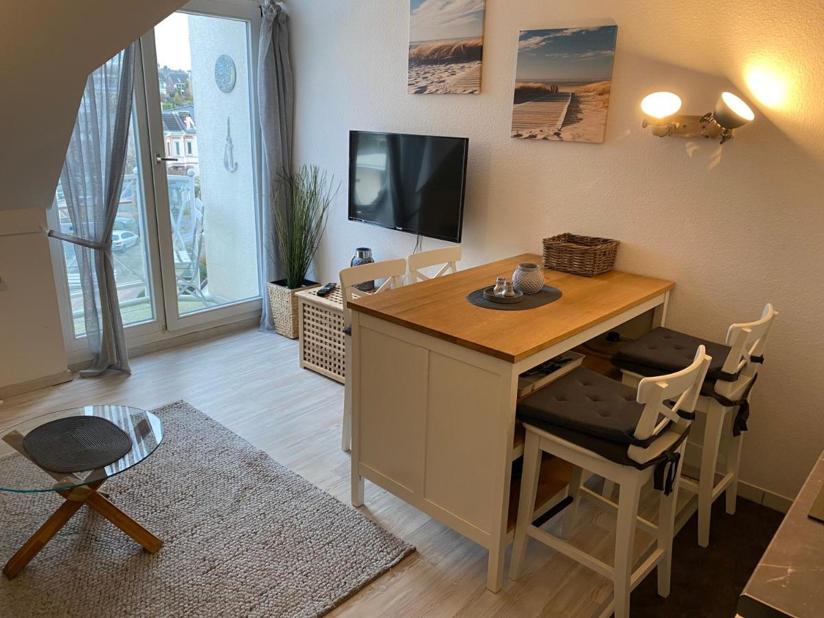 Oceanblue Appartements - Laboe Exterior photo